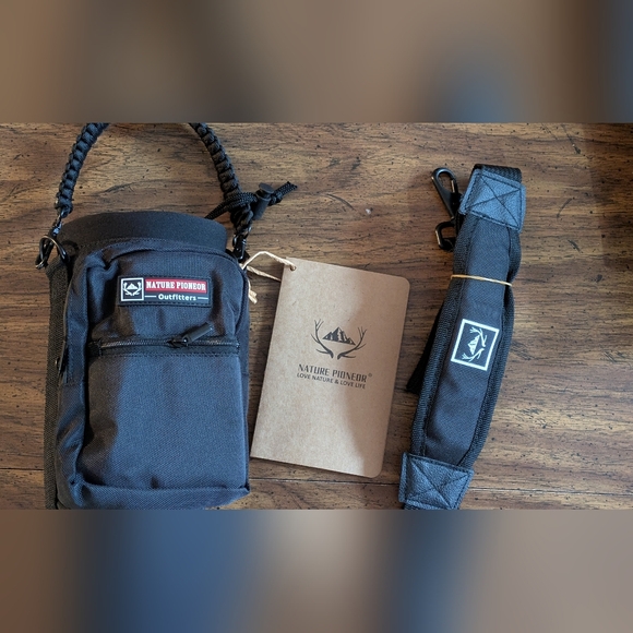 32 oz Insulated, Double Wall, Leak Proof Water Bottle With Holder Strap Bag. - Picture 6 of 6